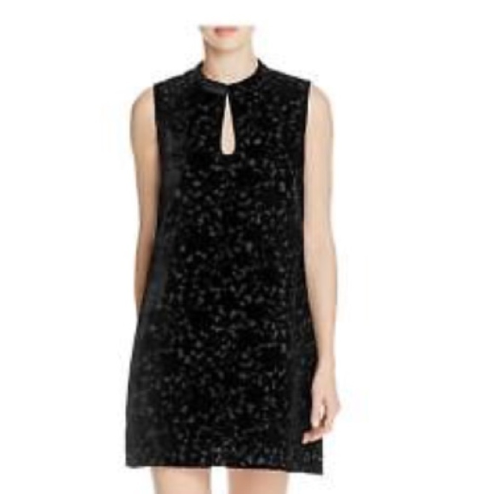 Cupcakes & Cashmere Black keyhole Shift Mini dress Size M